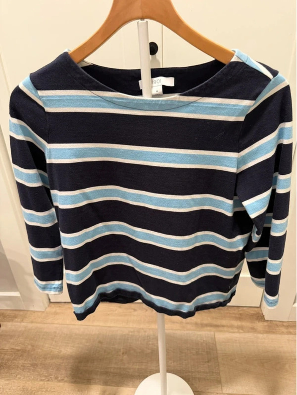 1901 Nordstrom Navy Blue Striped Boatneck t